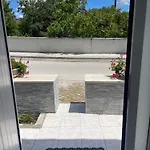 Location D'une Maison Traditionnel Dans Un Village *