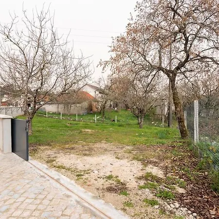 Location D'une Maison Traditionnel Dans Un Village * Bouceiros